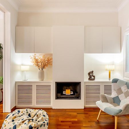 Large & Beautiful Apartment 4Min From Passeig De Gracia Barcelona Exterior photo