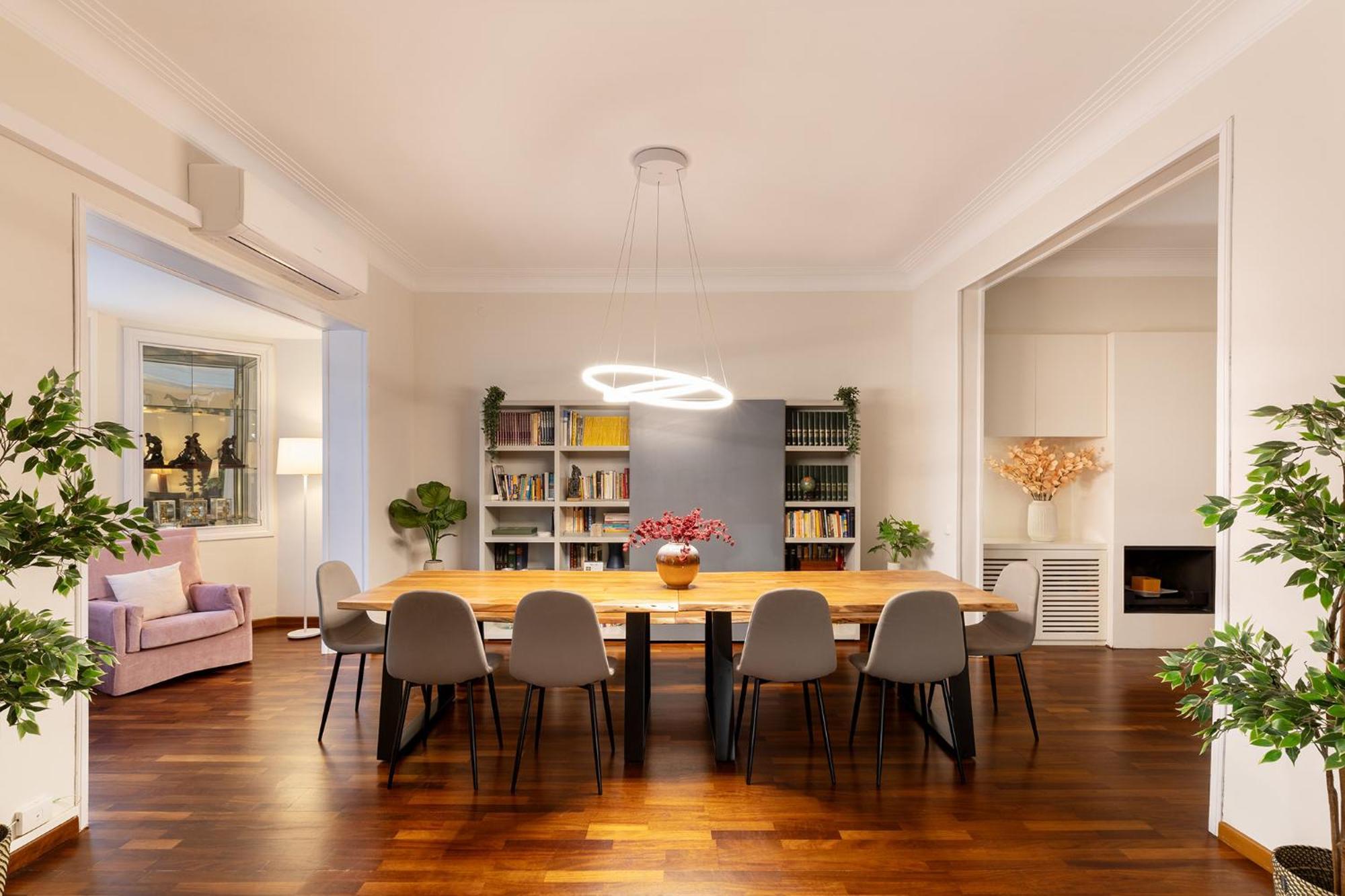 Large & Beautiful Apartment 4Min From Passeig De Gracia Barcelona Exterior photo